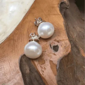 “Classic” Pearl Studs 13 mm