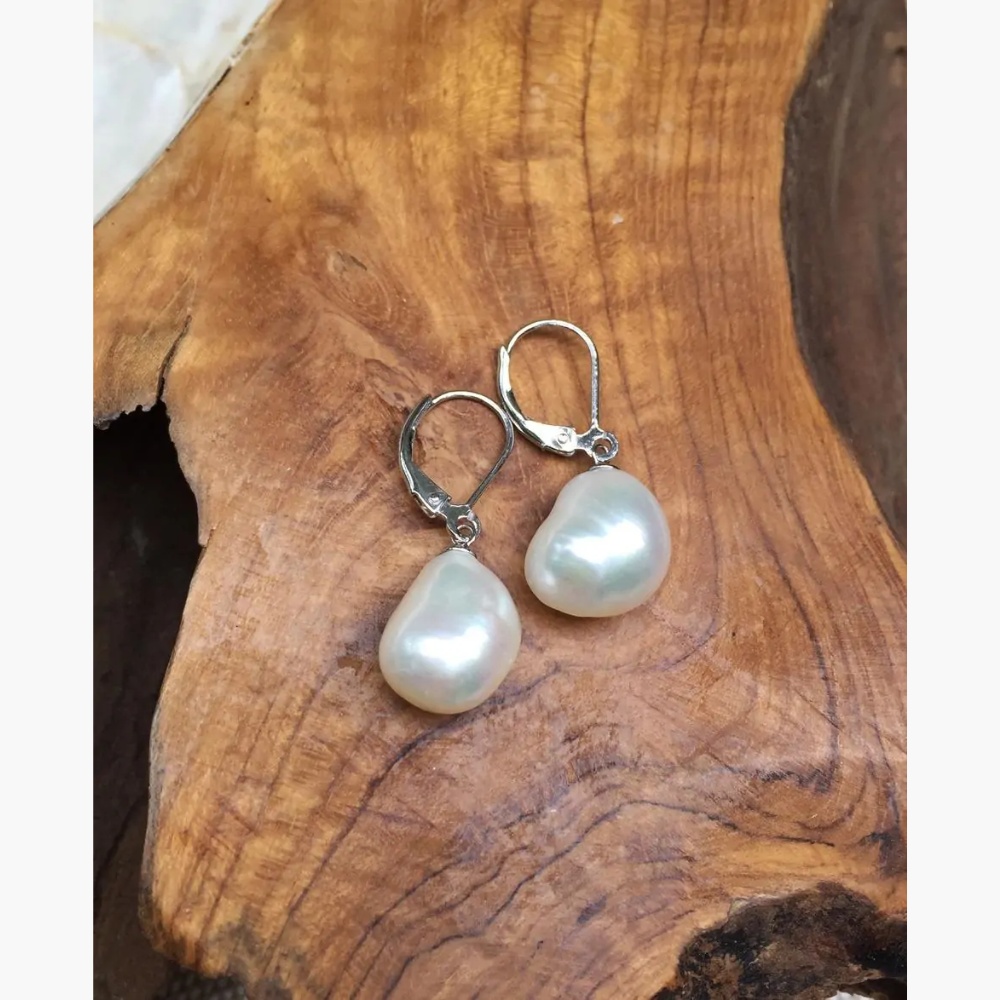 “Luscious” Earring