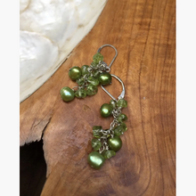 Peridot & Pearl Clusters – French Clip