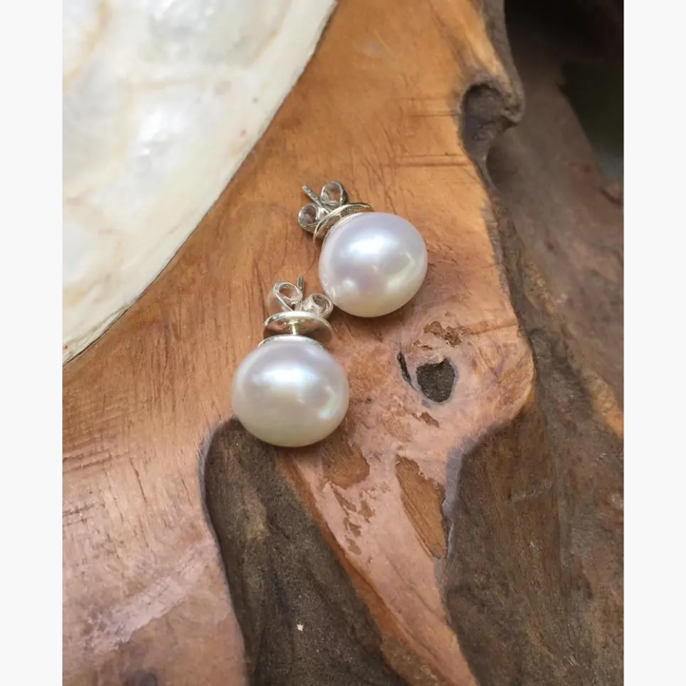 “Classic” Pearl Studs 13 mm