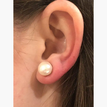 “Classic” Pearl Studs 10-11 mm