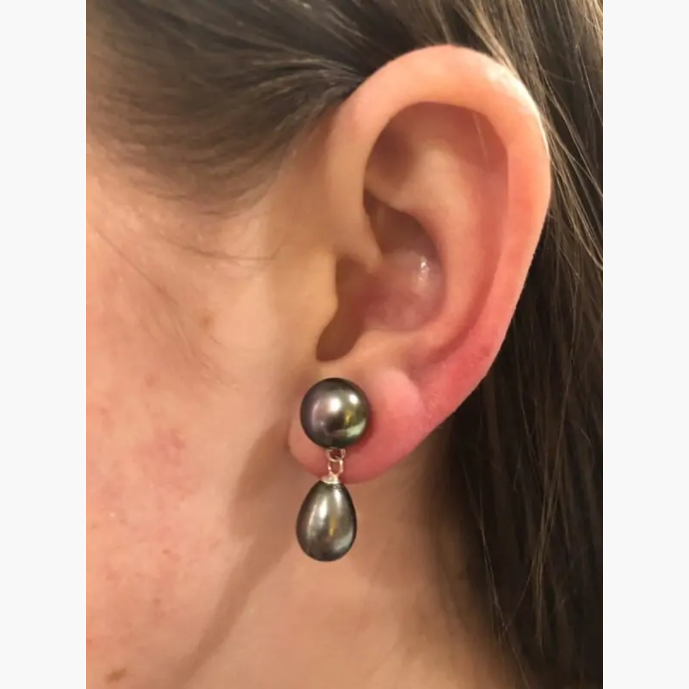 Pearl Studs with Oval Pearl Drop – Black